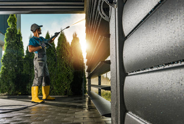 Professional Pressure Washing Services in El Cenizo, TX